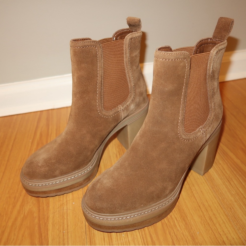 Steve Madden Tan Suede Ankle Booties
